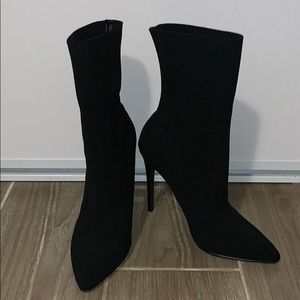 Steve Madden century stretch pointy booties